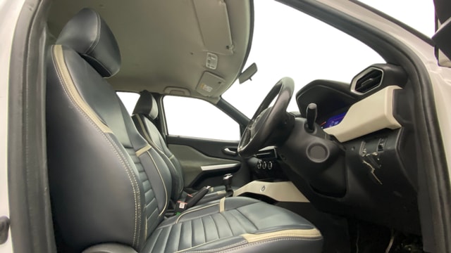 View Nissan Magnite Image 17 Used Nissan Magnite Image 17