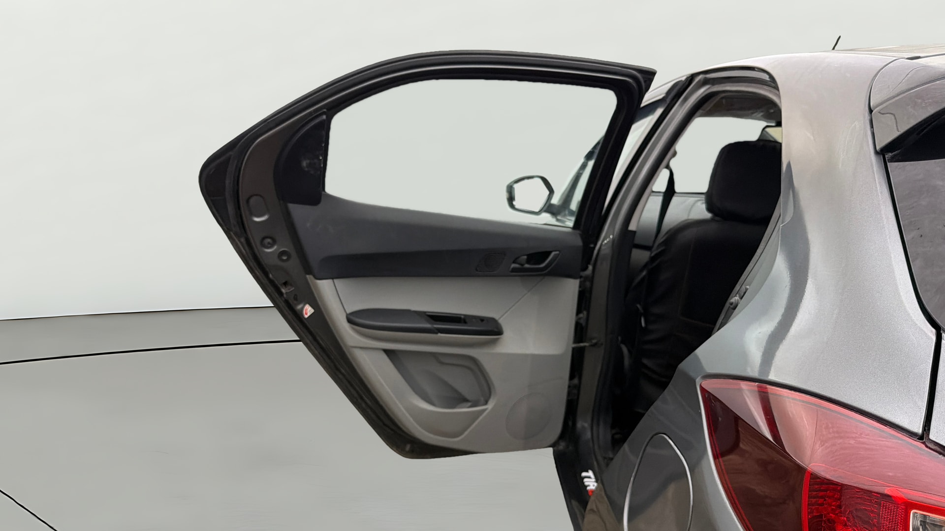 Used 2023 Tata Tiago Used 2023 Tata Tiago