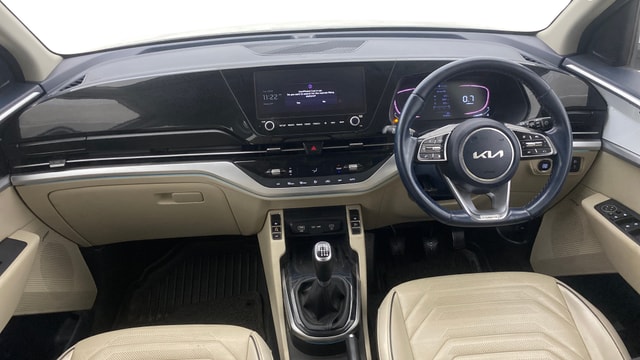 View Kia Carens Image 32 Used Kia Carens Image 32