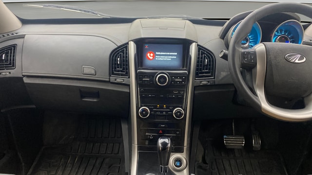View Mahindra XUV500 Image 34 Used Mahindra XUV500 Image 34