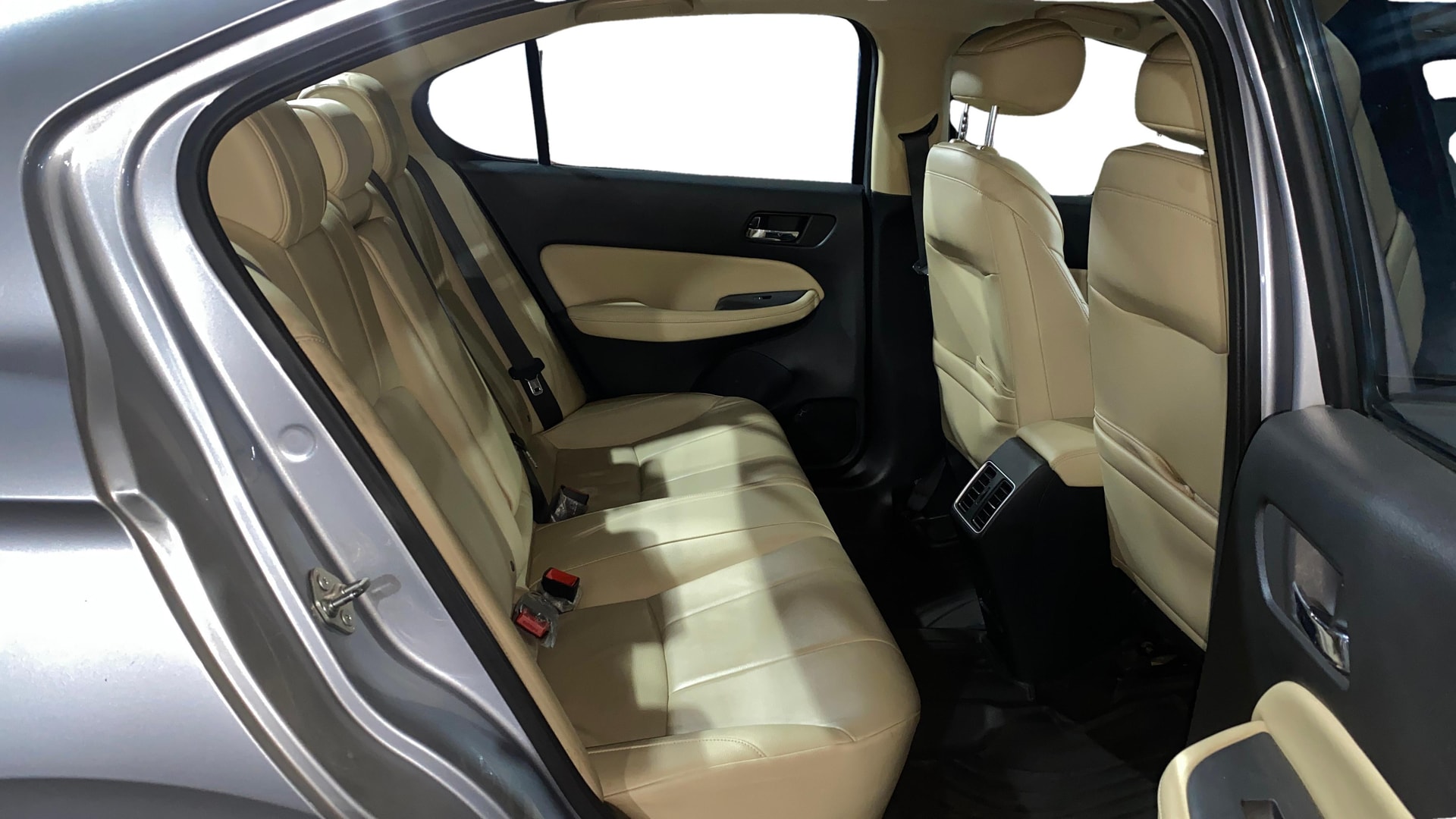 View 2020 Honda City ZX CVT Image 30 Used 2020 Honda City ZX CVT Image 30