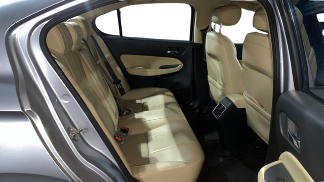 View Honda City ZX Image 30 Used Honda City ZX Image 30