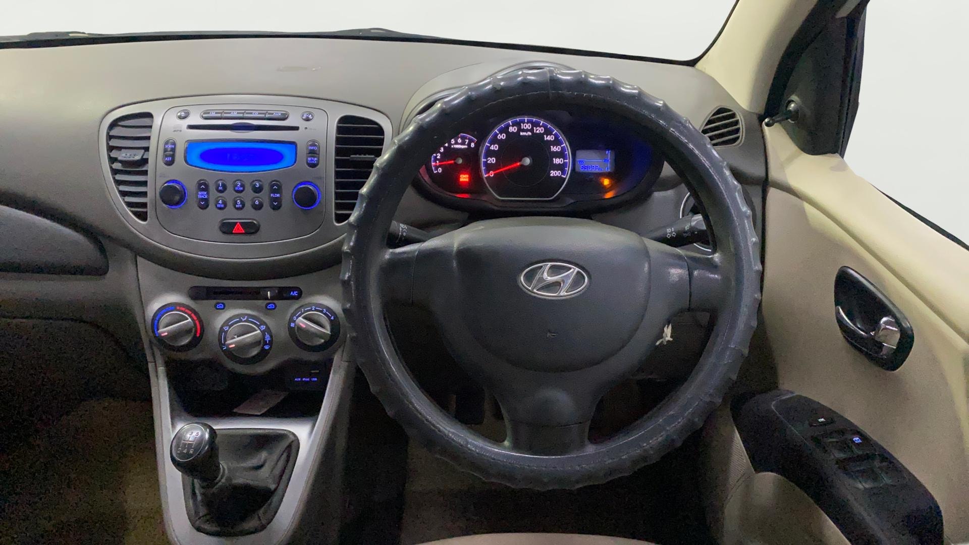 View 2016 Hyundai i10 1.2 Asta MT Image 20 Used 2016 Hyundai i10 1.2 Asta MT Image 20