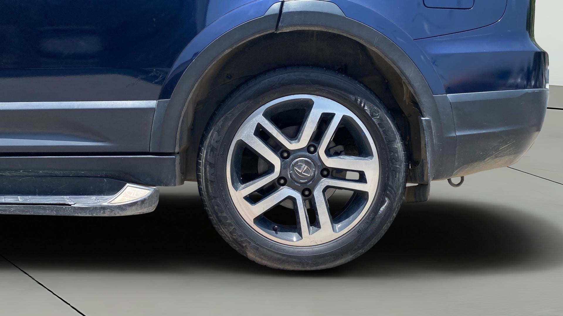 View 2017 Tata Hexa XT 4X2 Image 12 Used 2017 Tata Hexa XT 4X2 Image 12
