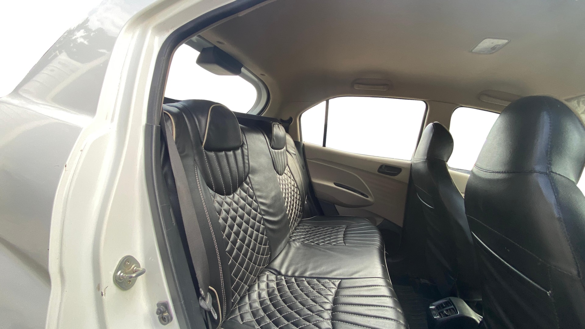 View 2021 Hyundai New Santro D-Lite Petrol Image 29 Used 2021 Hyundai New Santro D-Lite Petrol Image 29