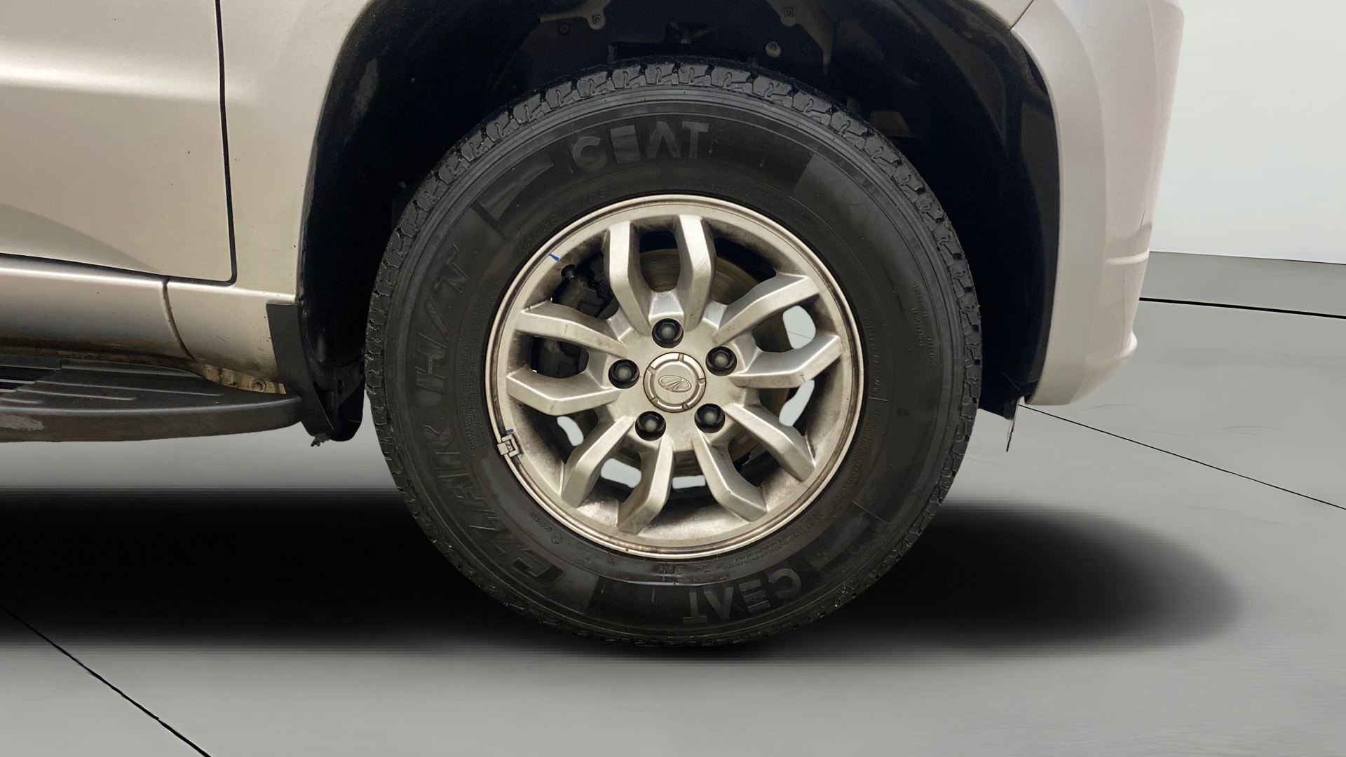View 2017 Mahindra TUV300 T8 Image 40 Used 2017 Mahindra TUV300 T8 Image 40