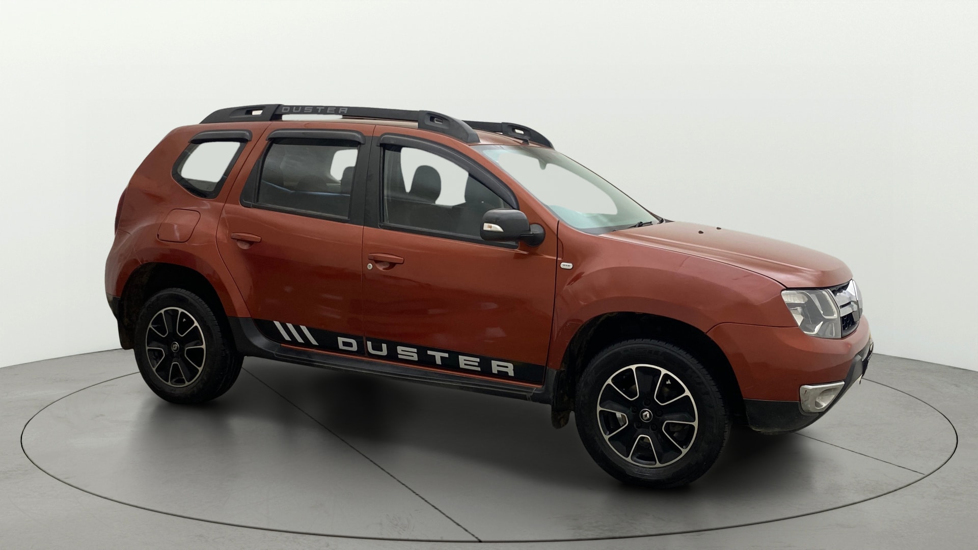 View 2018 Renault Duster Petrol RxS CVT Petrol Image 36 Used 2018 Renault Duster Petrol RxS CVT Petrol Image 36