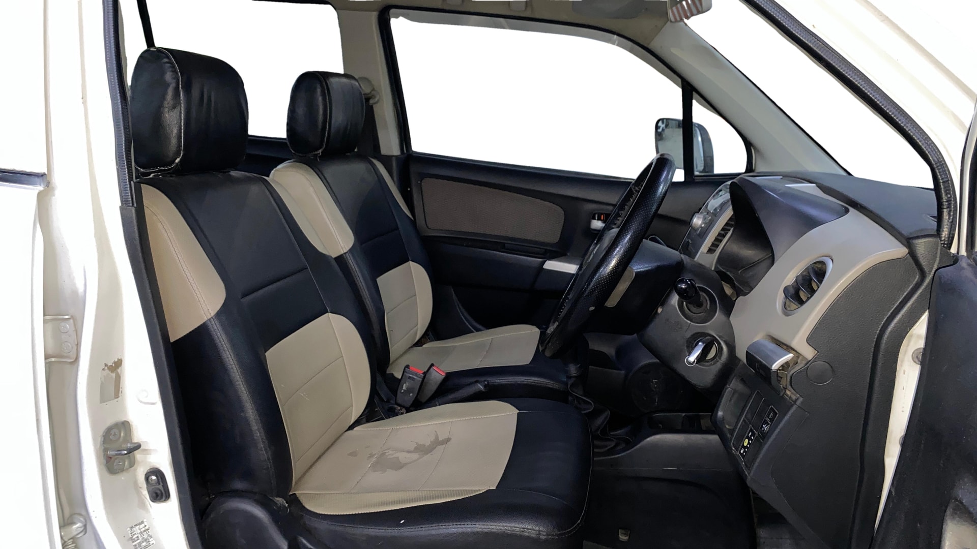 View 2016 Maruti Suzuki 1000 Base Variant Image 25 Used 2016 Maruti Suzuki 1000 Base Variant Image 25