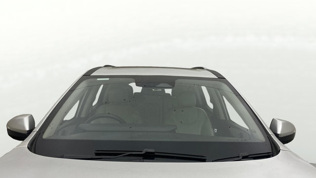 View Mahindra XUV700 Image 39 Used Mahindra XUV700 Image 39