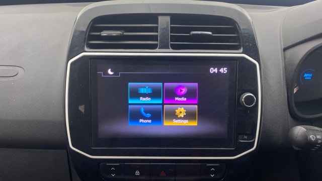 View Renault Kwid Image 31 Used Renault Kwid Image 31