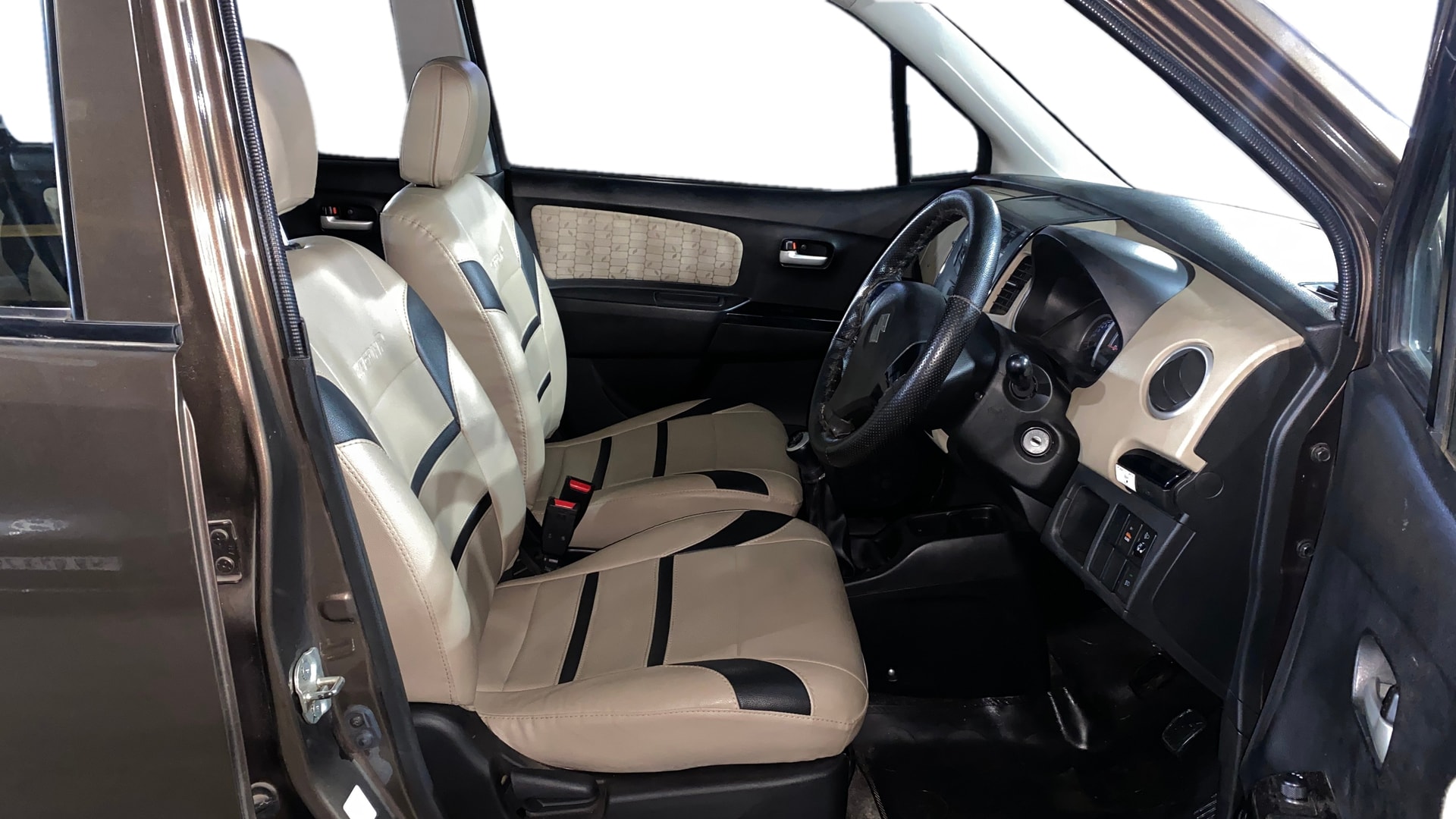 View 2018 Maruti Suzuki 1000 Base Variant Image 25 Used 2018 Maruti Suzuki 1000 Base Variant Image 25