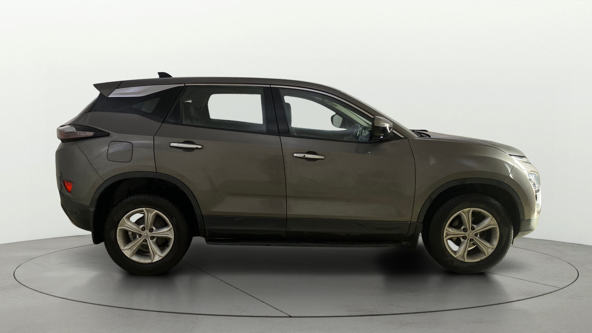View 2019 Tata Harrier XE Image 8 Used 2019 Tata Harrier XE Image 8