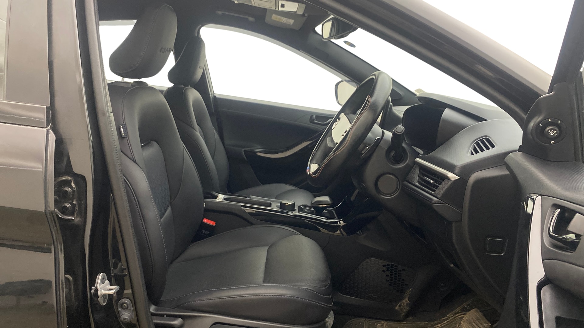 View 2024 Tata Nexon Revotron XE Image 26 Used 2024 Tata Nexon Revotron XE Image 26