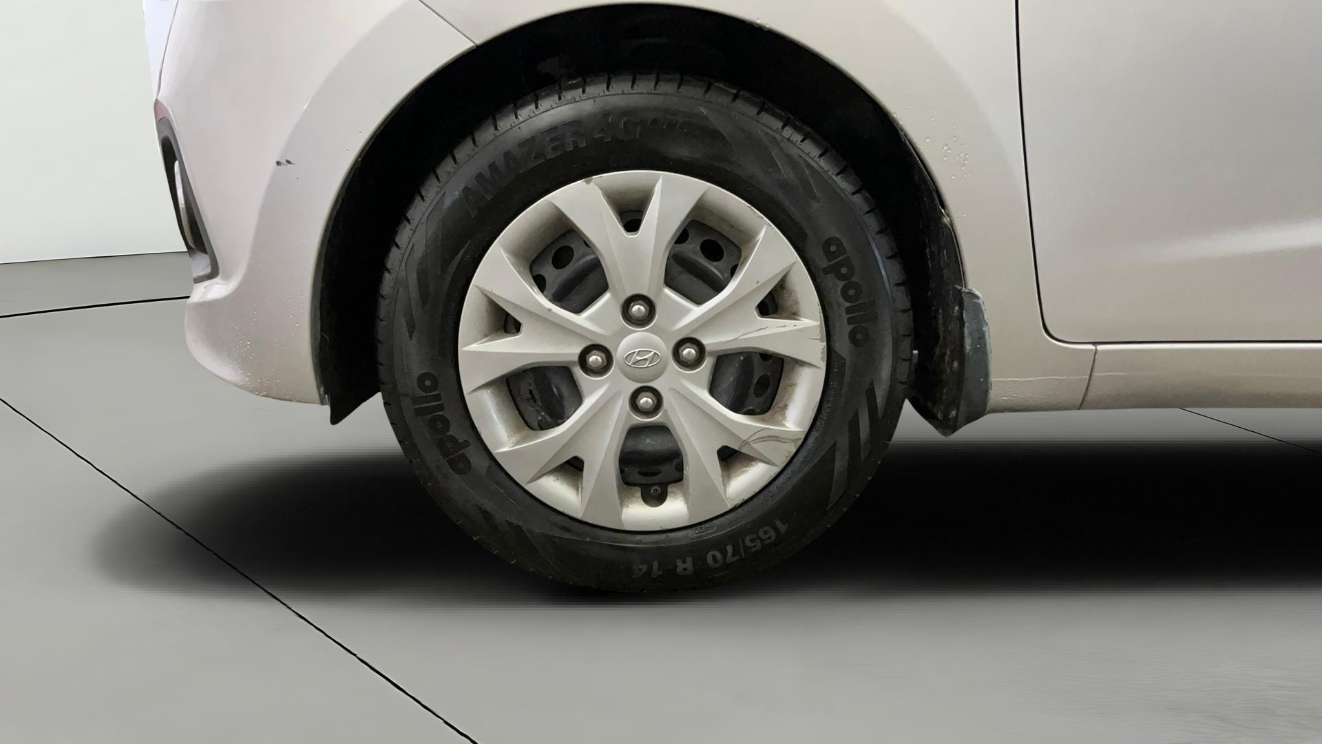 View 2015 Hyundai Grand i10 Magna 1.2 Kappa VTVT Image 27 Used 2015 Hyundai Grand i10 Magna 1.2 Kappa VTVT Image 27