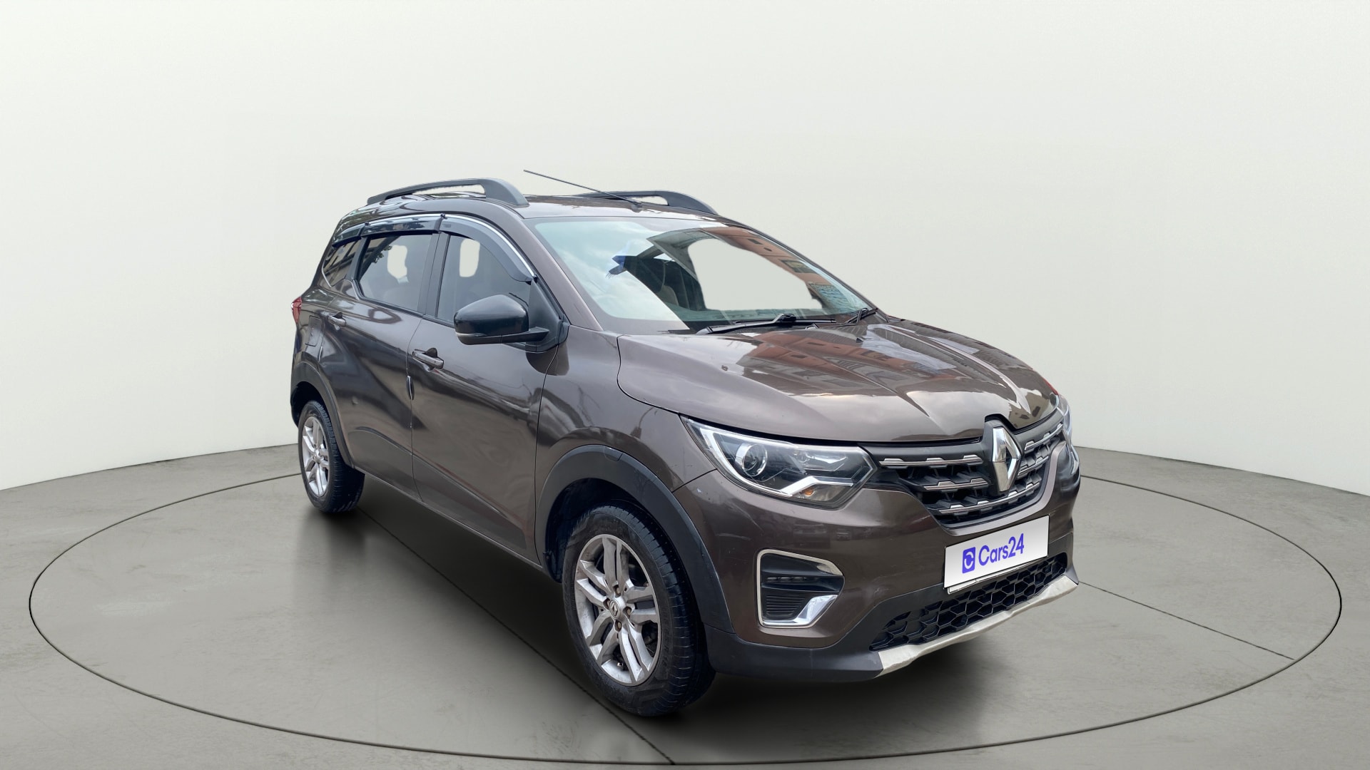 View 2022 Renault Triber RXZ Image 23 Used 2022 Renault Triber RXZ Image 23