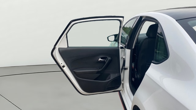 View Skoda Rapid Image 23 Used Skoda Rapid Image 23