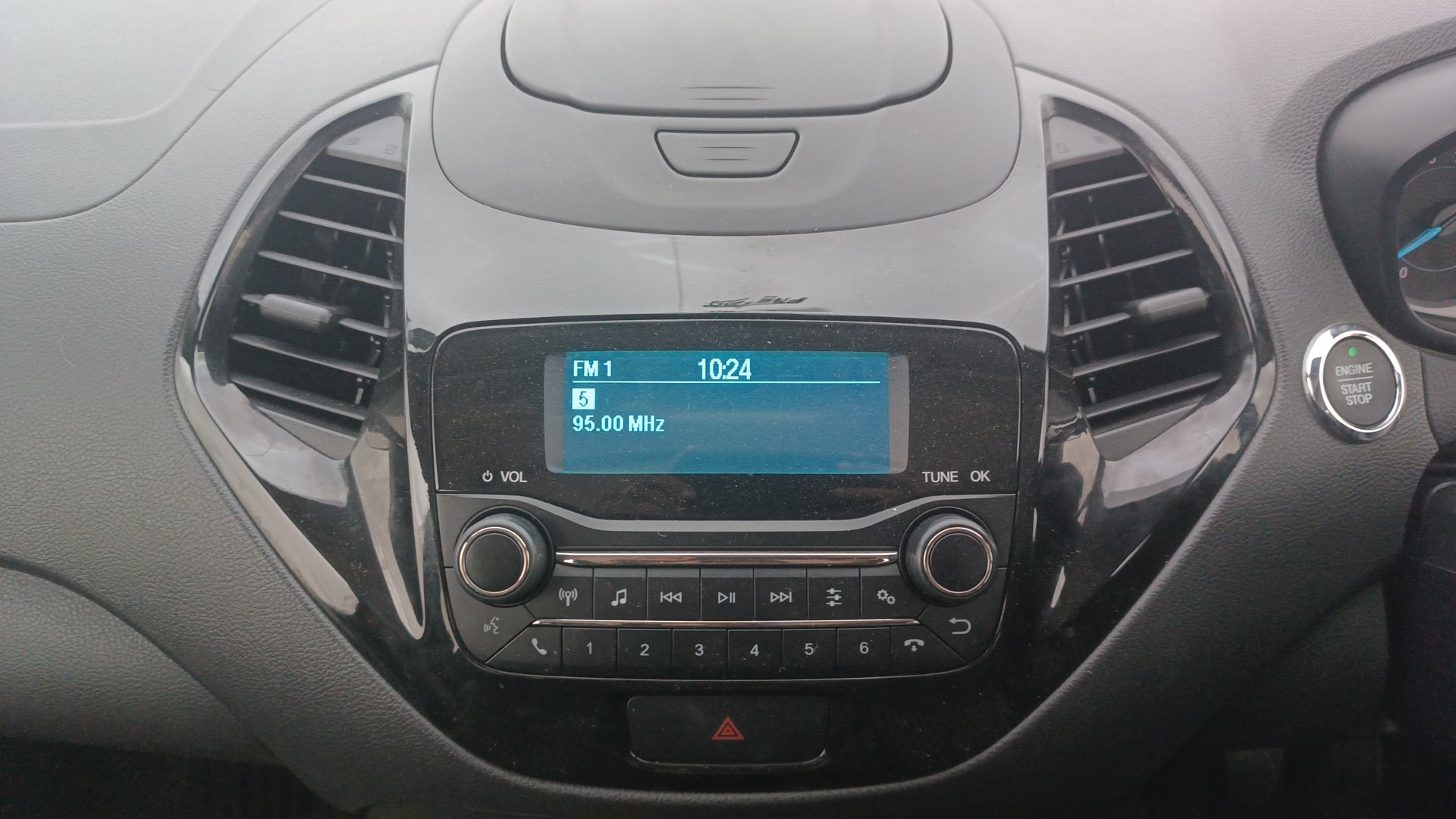 View 2020 Ford Figo Aspire 1.2P Ambiente MT BS IV Image 17 Used 2020 Ford Figo Aspire 1.2P Ambiente MT BS IV Image 17