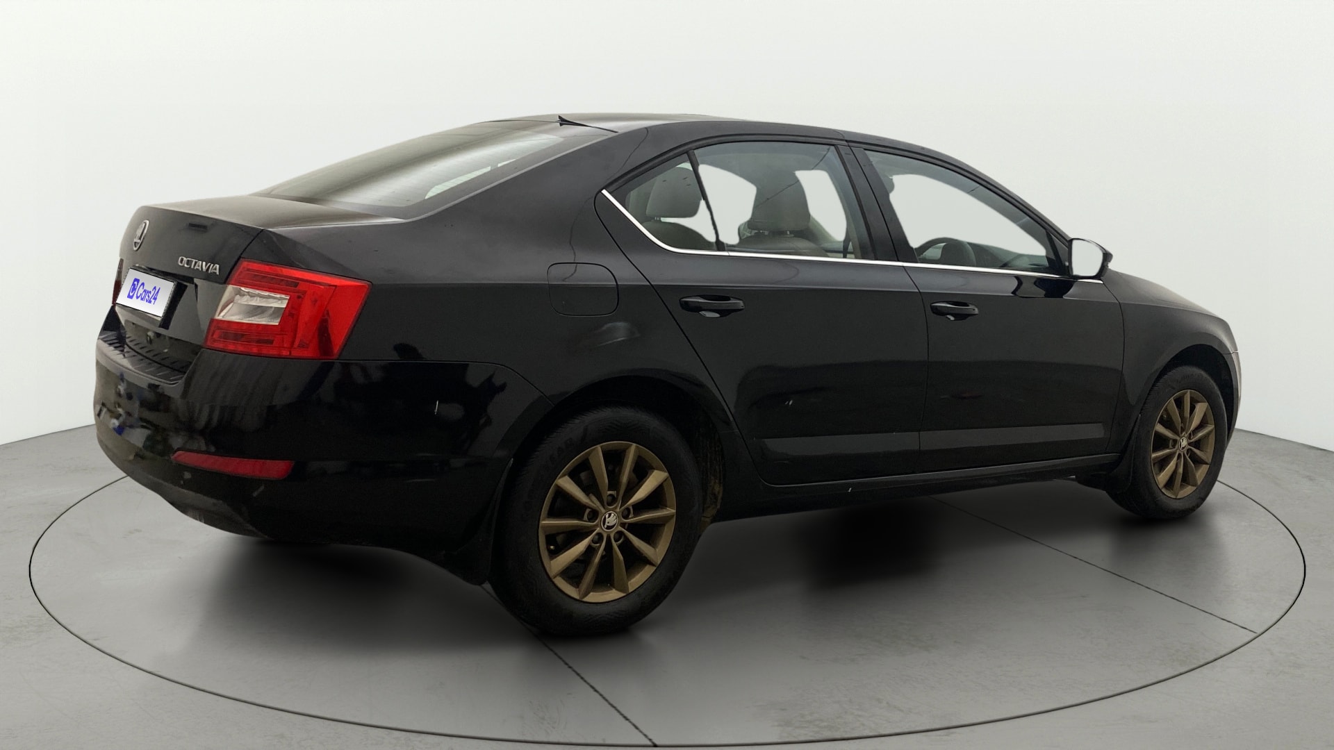 View 2016 Skoda Octavia 2.0 Style Plus TDI CR AT Image 46 Used 2016 Skoda Octavia 2.0 Style Plus TDI CR AT Image 46
