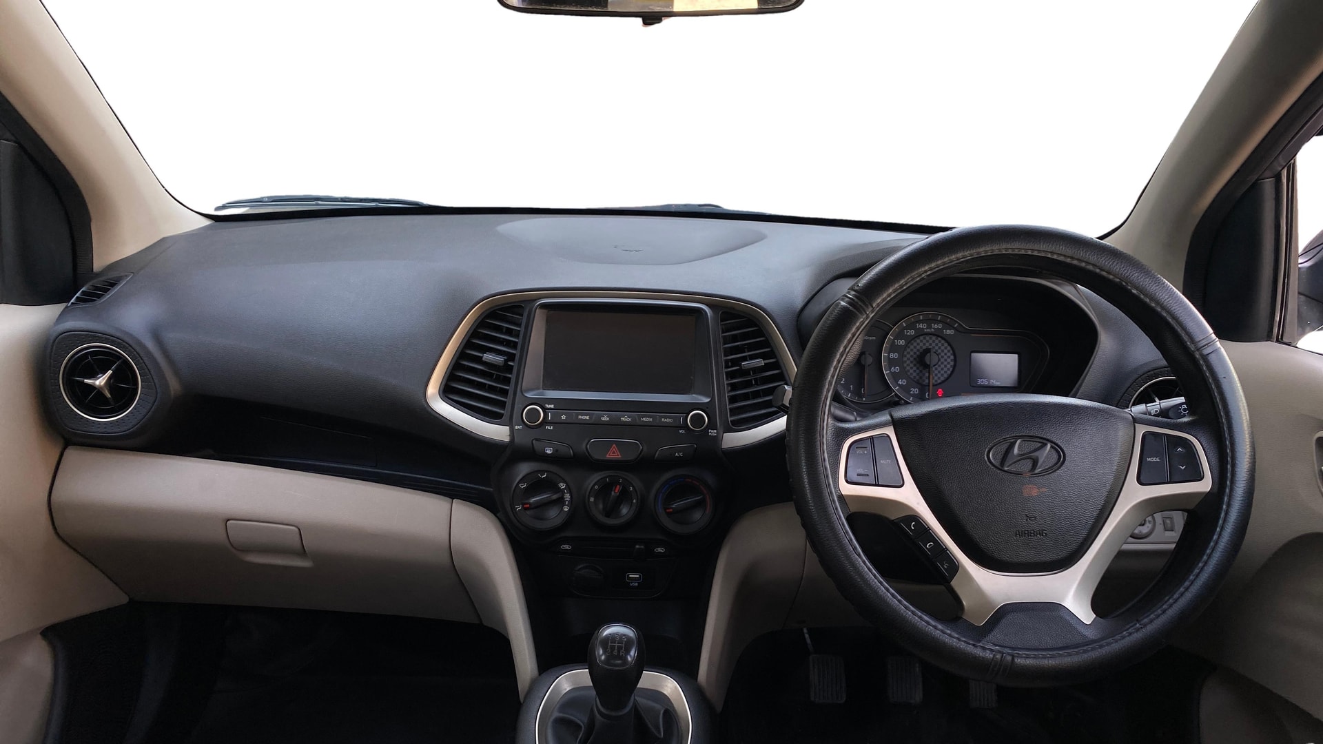 View 2019 Hyundai New Santro D-Lite Petrol Image 15 Used 2019 Hyundai New Santro D-Lite Petrol Image 15