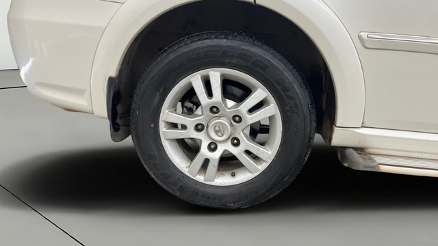 View Tata Aria Image 25 Used Tata Aria Image 25