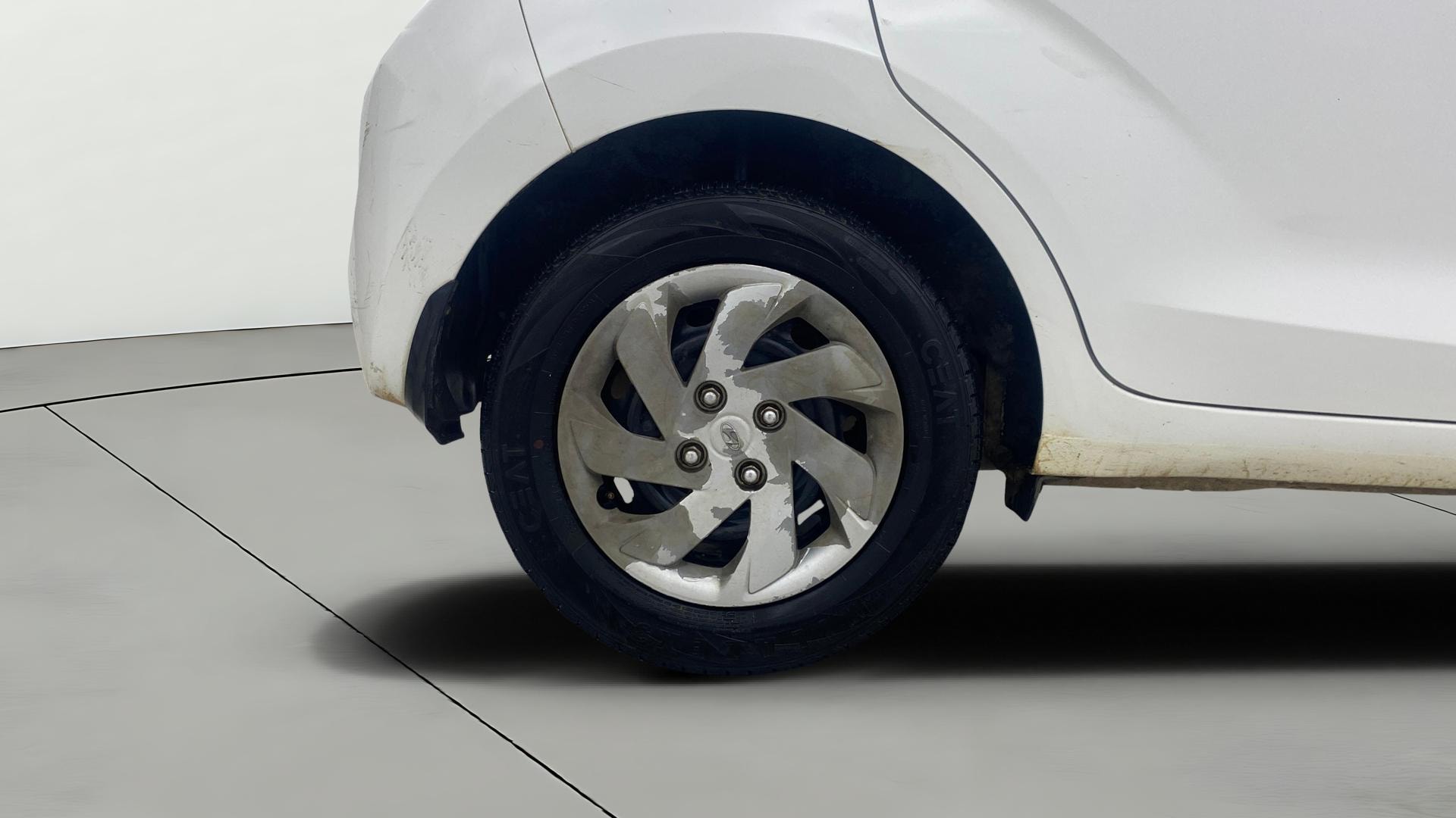 View 2019 Hyundai New Santro D-Lite Petrol Image 23 Used 2019 Hyundai New Santro D-Lite Petrol Image 23