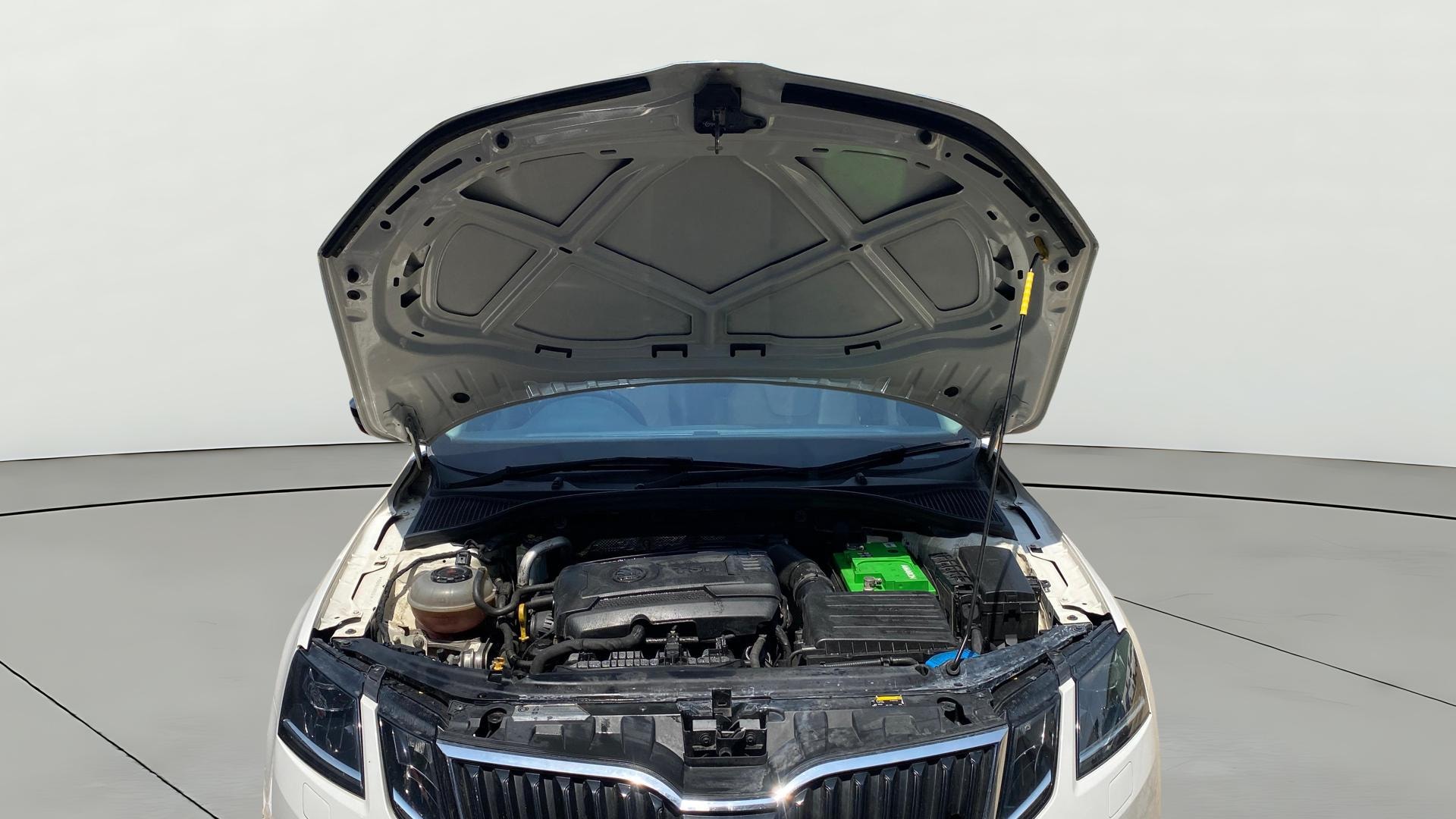 View 2018 Skoda Octavia 1.8 Style Plus TSI AT Image 20 Used 2018 Skoda Octavia 1.8 Style Plus TSI AT Image 20