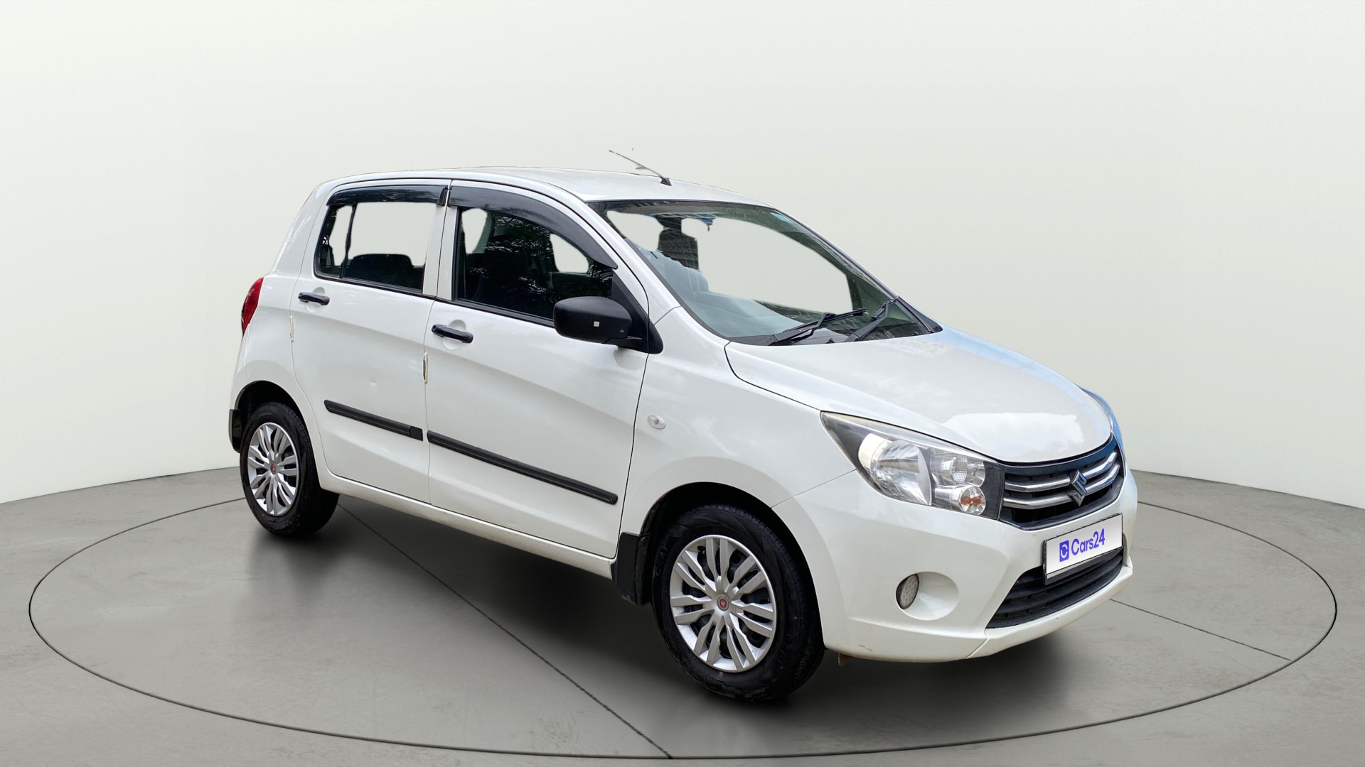 View 2017 Maruti Suzuki 1000 Base Variant Image 13 Used 2017 Maruti Suzuki 1000 Base Variant Image 13