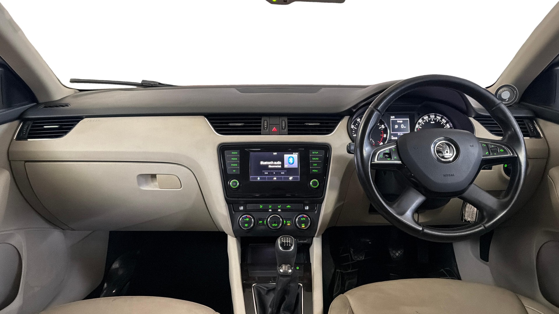 View 2014 Skoda Octavia 1.4 Ambition TSI MT Image 15 Used 2014 Skoda Octavia 1.4 Ambition TSI MT Image 15