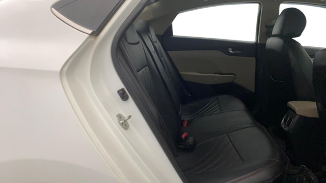 View Hyundai Verna Image 37 Used Hyundai Verna Image 37