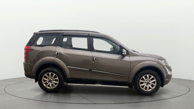 View Mahindra XUV500 Image 29 Used Mahindra XUV500 Image 29