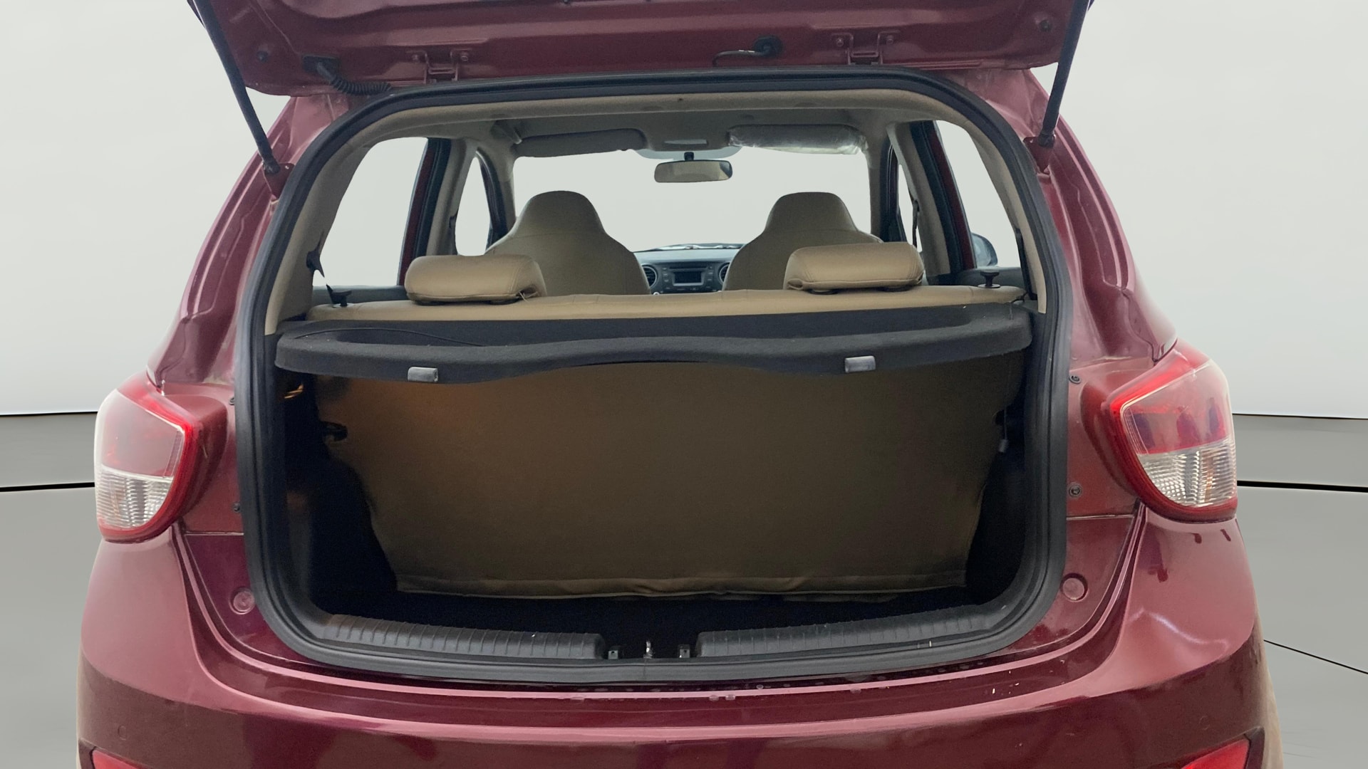 View 2015 Hyundai Grand i10 1.2 Asta Petrol Image 37 Used 2015 Hyundai Grand i10 1.2 Asta Petrol Image 37