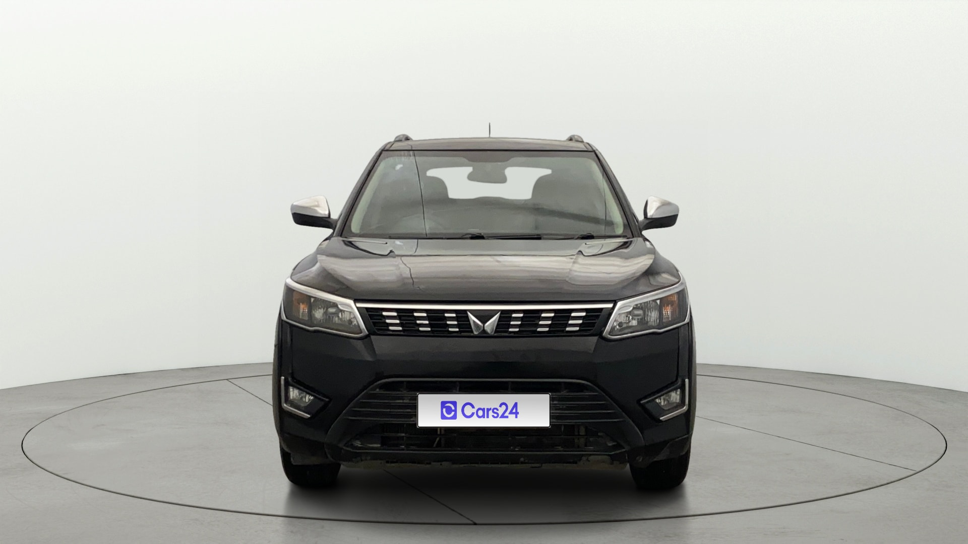 Used 2023 Mahindra XUV300 Used 2023 Mahindra XUV300