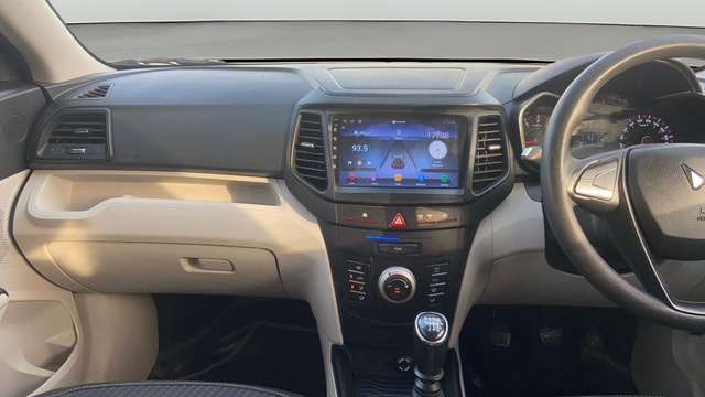 View Mahindra XUV300 Image 17 Used Mahindra XUV300 Image 17