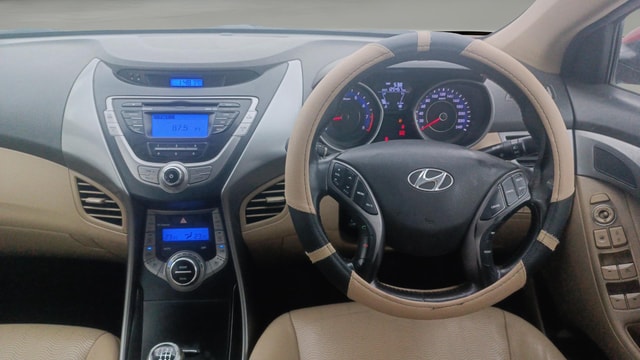 View Hyundai Elantra Image 13 Used Hyundai Elantra Image 13