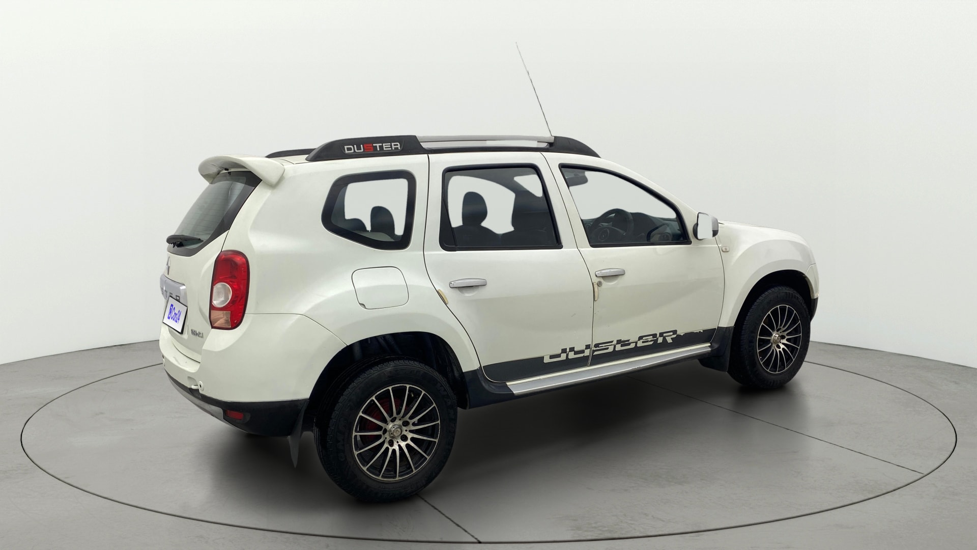 View 2014 Renault Duster Diesel 85PS 4x2 MT Image 44 Used 2014 Renault Duster Diesel 85PS 4x2 MT Image 44