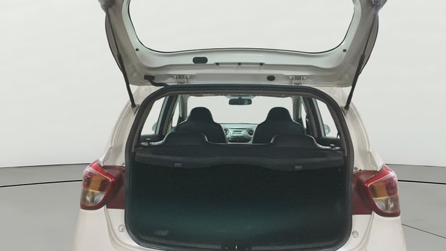 View Hyundai Grand i10 Image 38 Used Hyundai Grand i10 Image 38