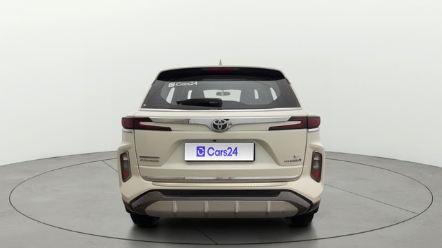 View Toyota Urban Cruiser Hyryder Image 41 Used Toyota Urban Cruiser Hyryder Image 41