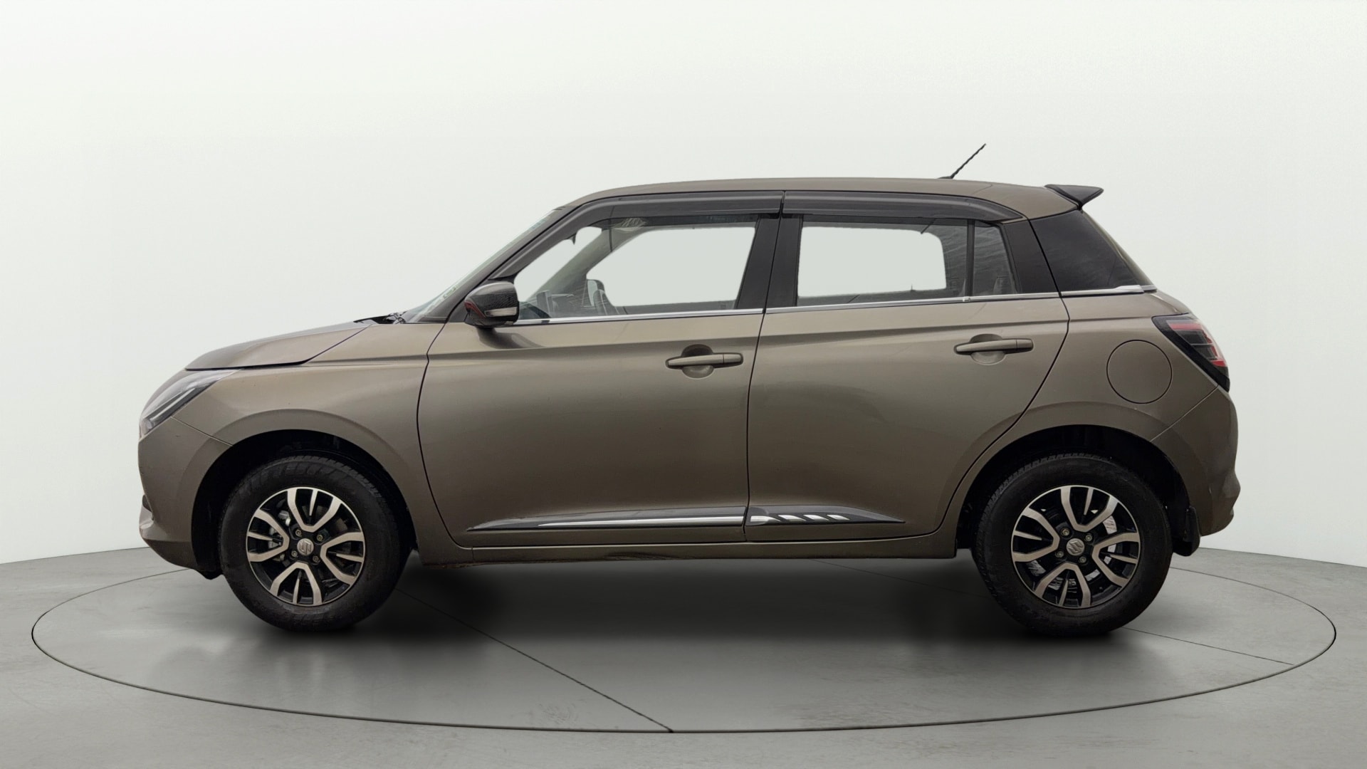 View 2024 Maruti Suzuki 1000 Base Variant Image 5 Used 2024 Maruti Suzuki 1000 Base Variant Image 5