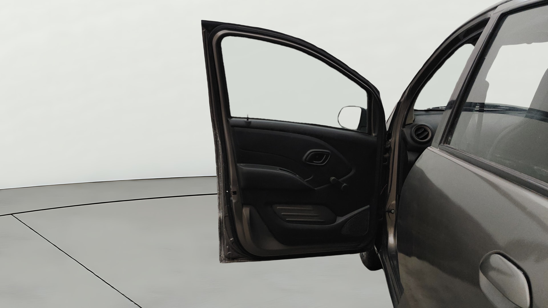 View 2018 Datsun Redi GO A Image 30 Used 2018 Datsun Redi GO A Image 30