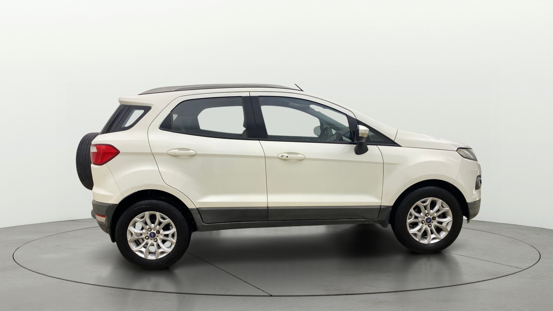 View 2016 Ford EcoSport 1.5 TDCi Diesel Ambiente BS IV Image 26 Used 2016 Ford EcoSport 1.5 TDCi Diesel Ambiente BS IV Image 26