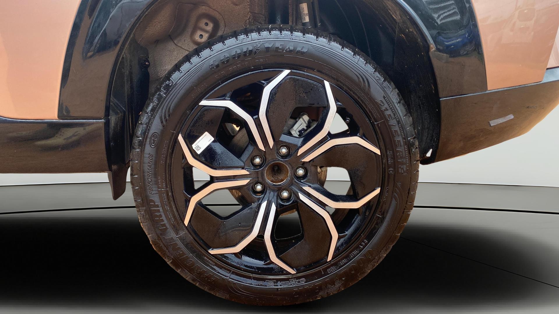 View 2025 Tata Curvv Accomplished Plus A GDi Petrol DCA Dark Edition Image 8 Used 2025 Tata Curvv Accomplished Plus A GDi Petrol DCA Dark Edition Image 8