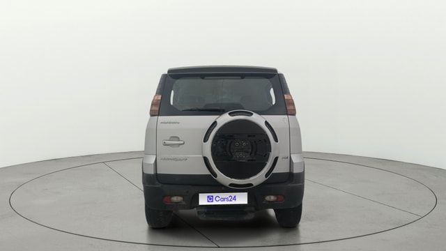 View Mahindra NuvoSport Image 42 Used Mahindra NuvoSport Image 42