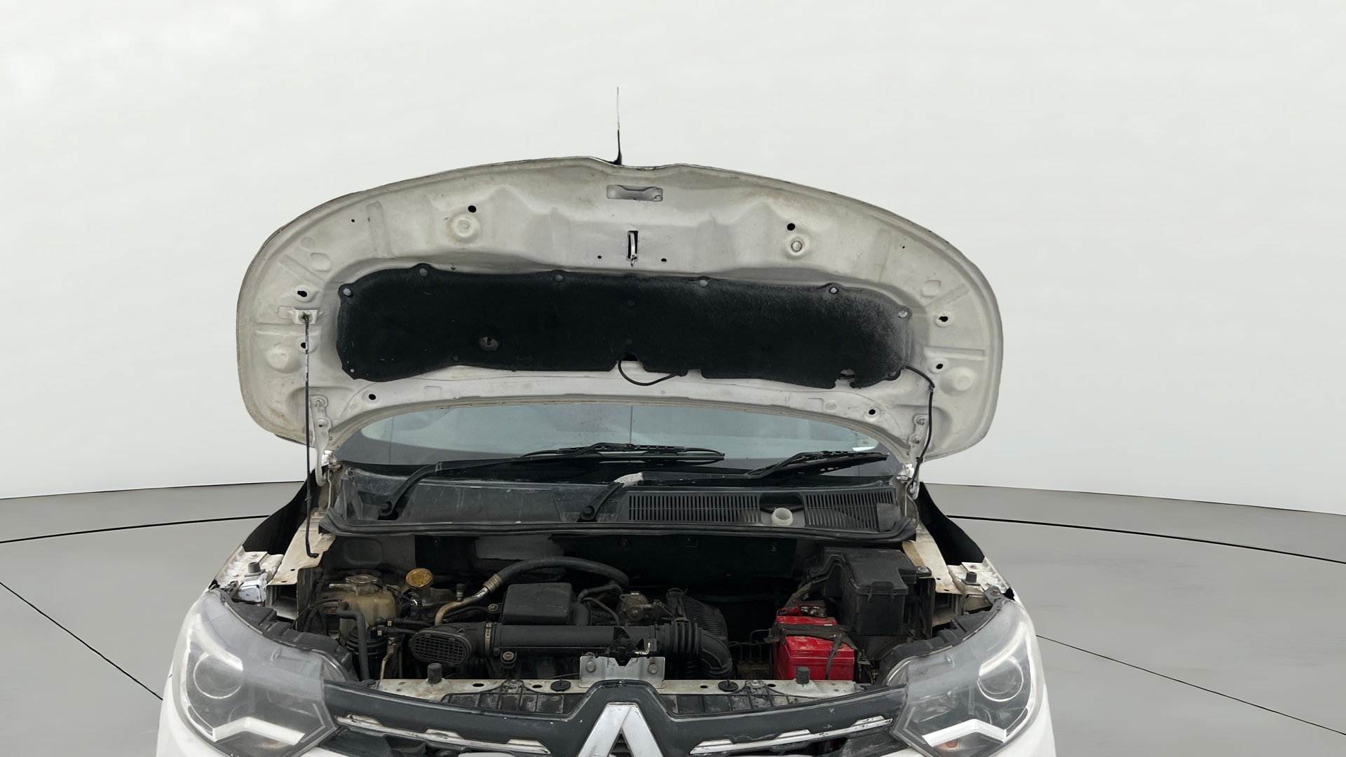 View 2019 Renault Triber RXE Image 32 Used 2019 Renault Triber RXE Image 32