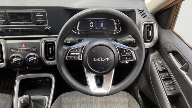 View Kia Sonet Image 20 Used Kia Sonet Image 20