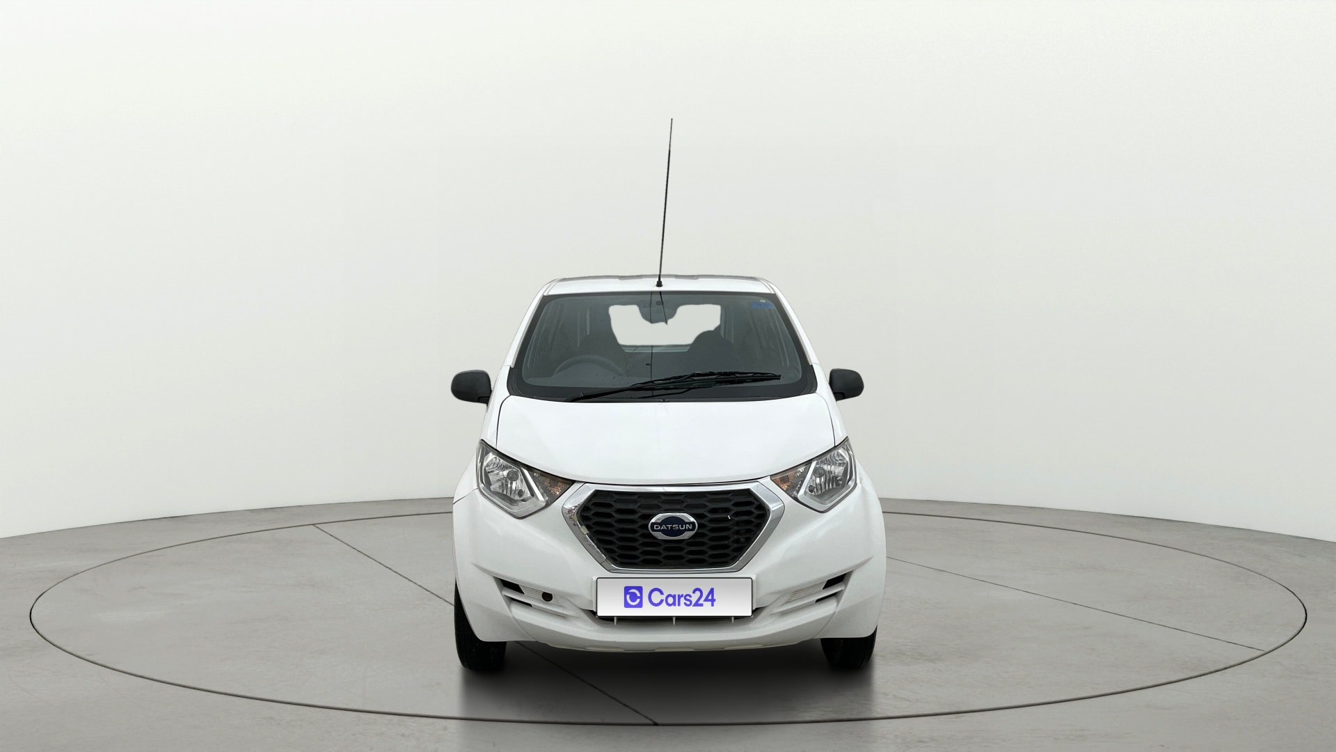 View 2018 Datsun Redi GO T (O) 1.0L AMT BS IV Image 1 Used 2018 Datsun Redi GO T (O) 1.0L AMT BS IV Image 1