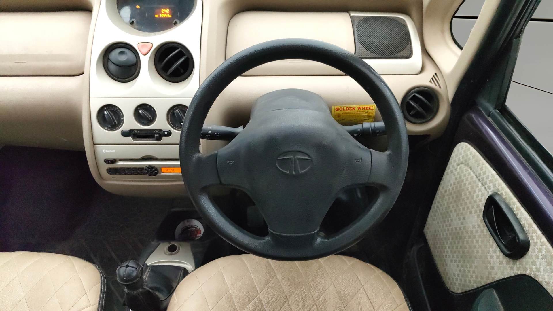 View 2015 Tata Nano Twist XT Image 20 Used 2015 Tata Nano Twist XT Image 20