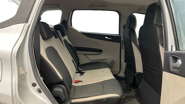 View Renault Triber Image 30 Used Renault Triber Image 30