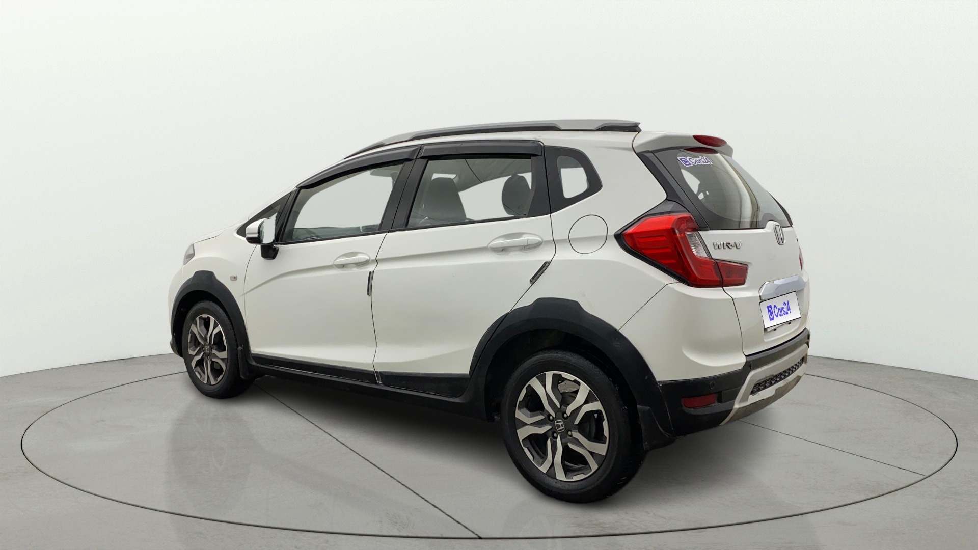 View 2020 Honda WR-V S MT Diesel Edge Edition Image 2 Used 2020 Honda WR-V S MT Diesel Edge Edition Image 2