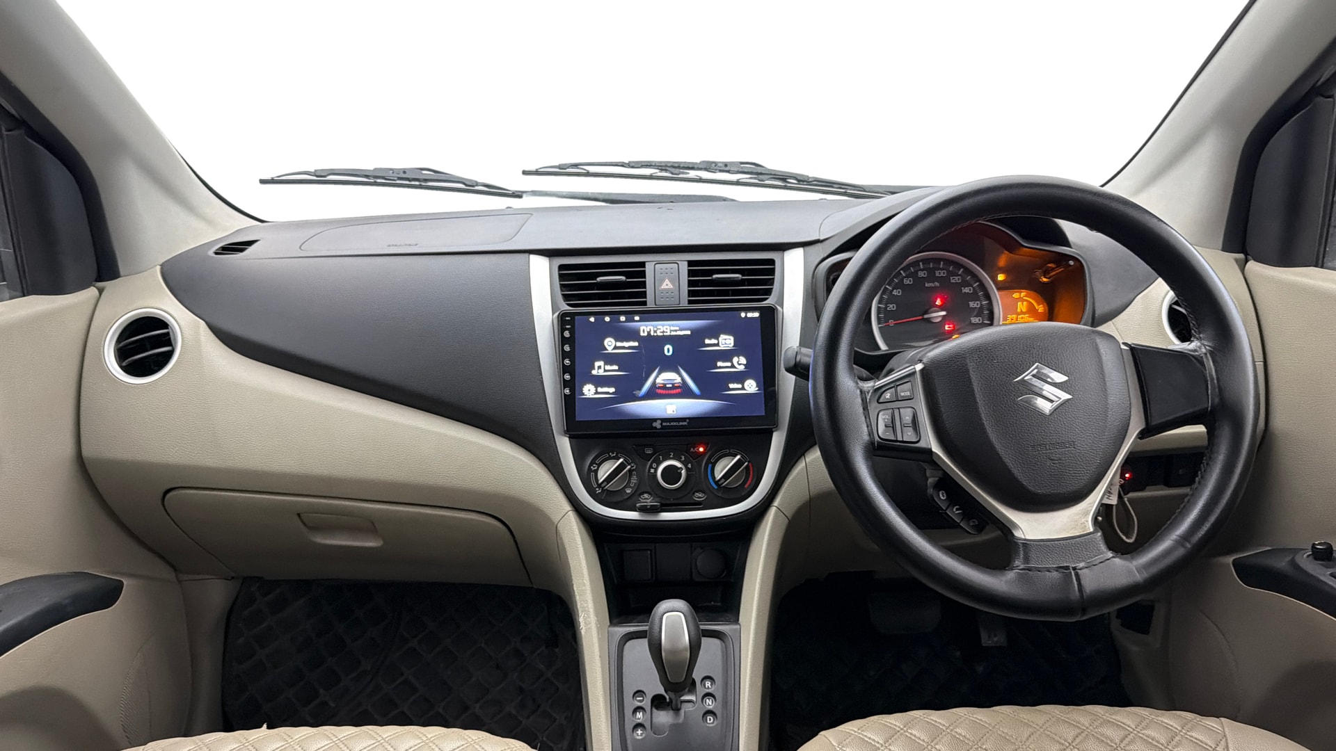 View 2017 Maruti Suzuki 1000 Base Variant Image 15 Used 2017 Maruti Suzuki 1000 Base Variant Image 15