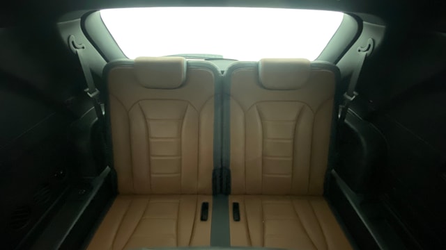 View Mahindra Alturas G4 Image 13 Used Mahindra Alturas G4 Image 13